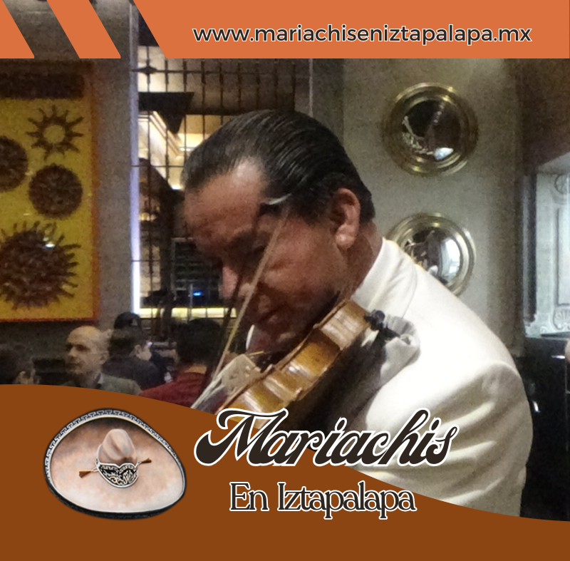 Mariachis en Colonia Año de Juarez